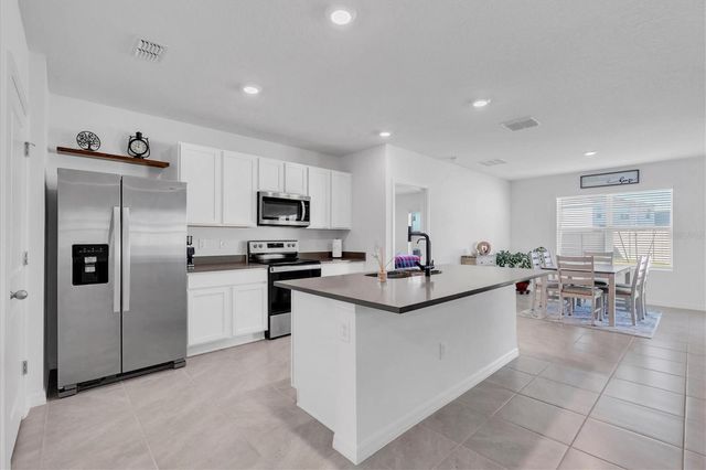 5943 WANDERING WILLOW DRIVE, Wesley Chapel, FL 33545