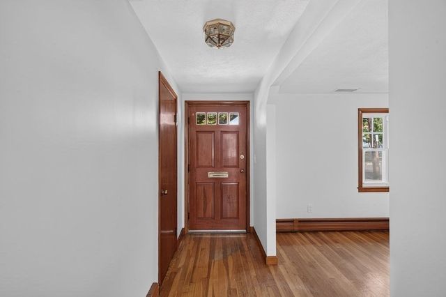 6 Cerdan Ave, Boston, MA 02132