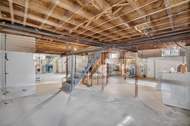 6 Cerdan Ave, Boston, MA 02132