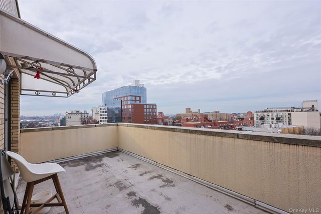 138-12 Northern Boulevard N 7F, Flushing, NY 11354