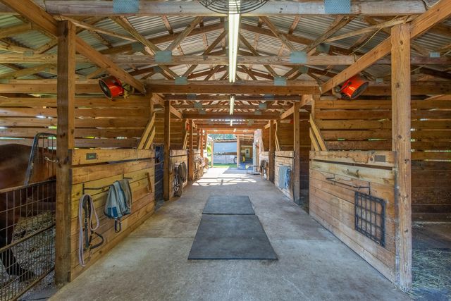 851 Hyde Park Road, Loxahatchee Groves, FL 33470