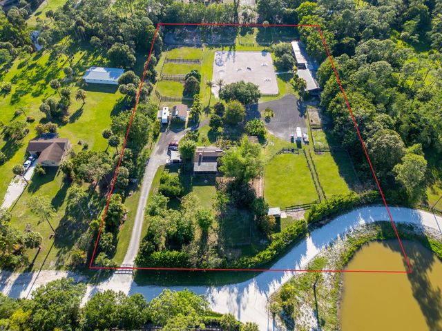 851 Hyde Park Road, Loxahatchee Groves, FL 33470