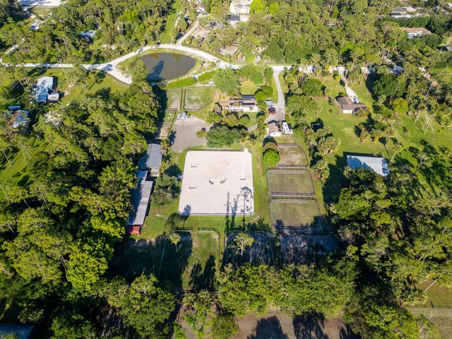 851 Hyde Park Road, Loxahatchee Groves, FL 33470