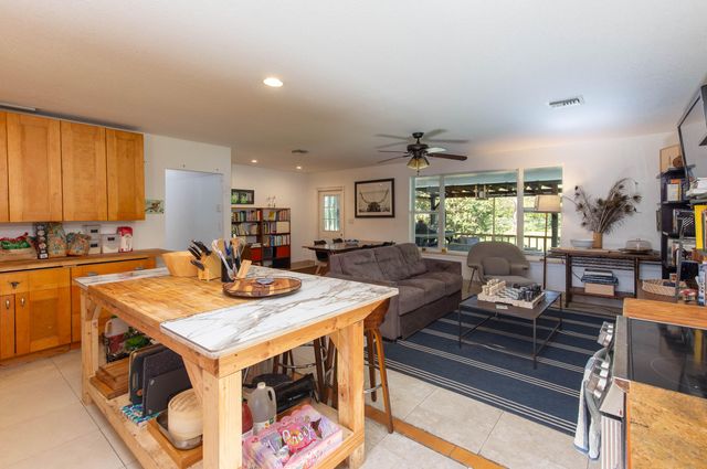 851 Hyde Park Road, Loxahatchee Groves, FL 33470