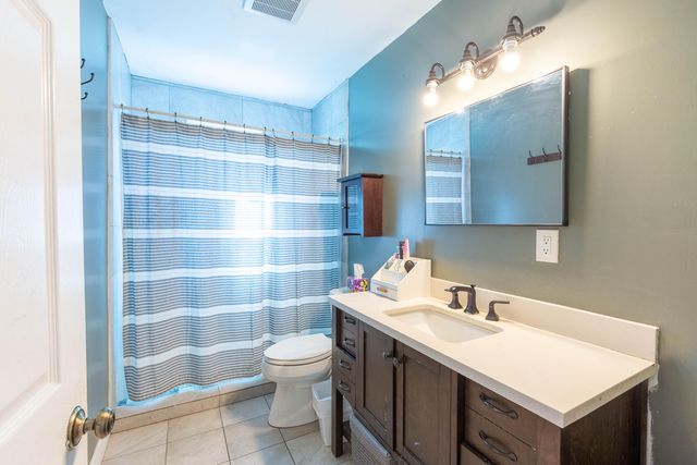 851 Hyde Park Road, Loxahatchee Groves, FL 33470
