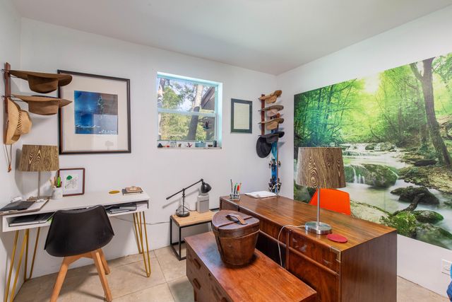 851 Hyde Park Road, Loxahatchee Groves, FL 33470