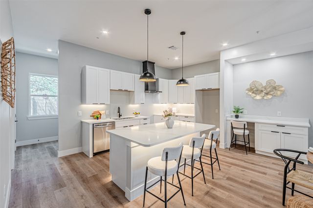 2376 Longhorn Street C, Dallas, TX 75228