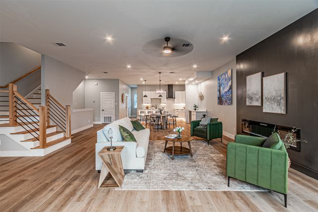 2376 Longhorn Street C, Dallas, TX 75228