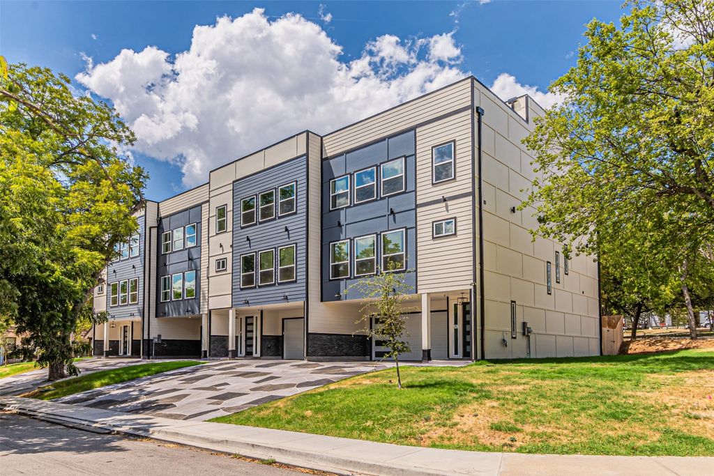 2376 Longhorn Street C, Dallas, TX 75228