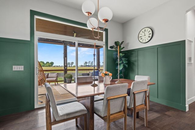 1373 N Rockingham Avenue, Nixa, MO 65714