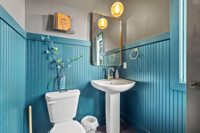 1373 N Rockingham Avenue, Nixa, MO 65714