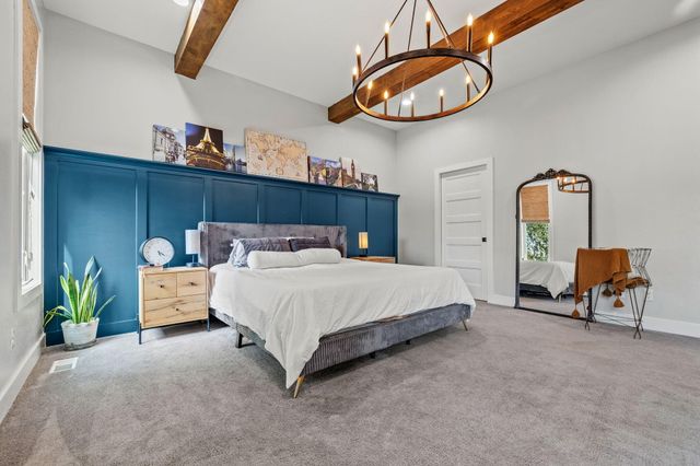 1373 N Rockingham Avenue, Nixa, MO 65714