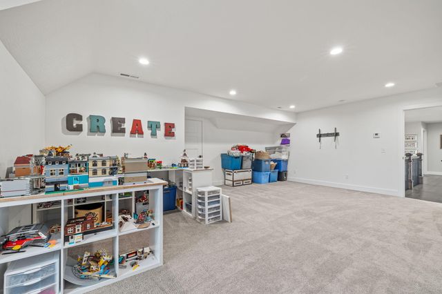 1373 N Rockingham Avenue, Nixa, MO 65714