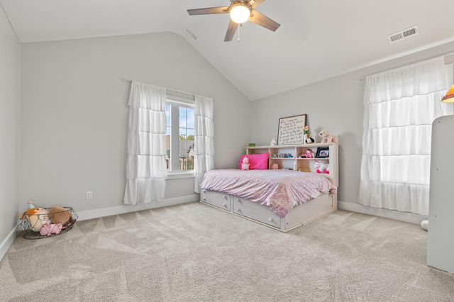 1373 N Rockingham Avenue, Nixa, MO 65714