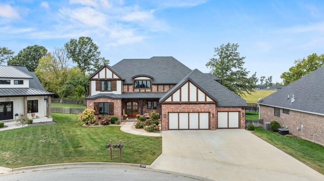 1373 N Rockingham Avenue, Nixa, MO 65714