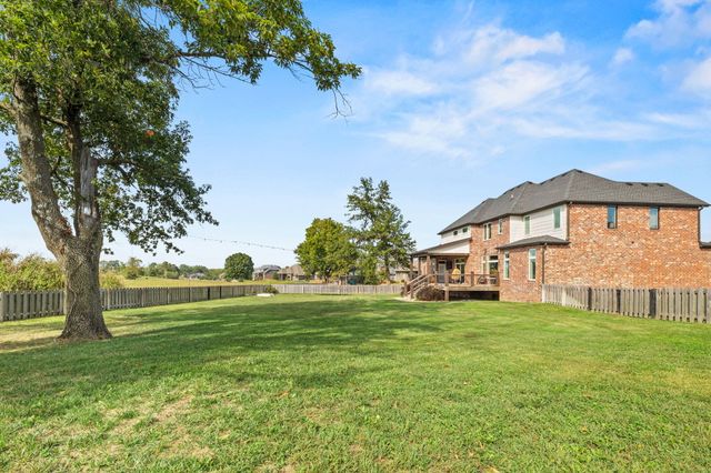 1373 N Rockingham Avenue, Nixa, MO 65714