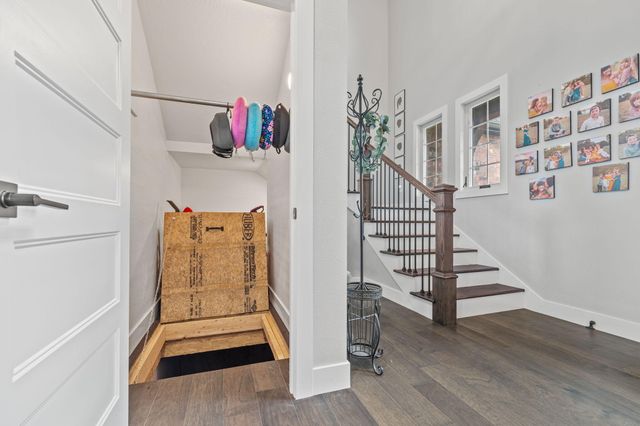 1373 N Rockingham Avenue, Nixa, MO 65714