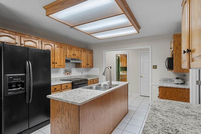 34 Fairway Dr, Cabot, AR 72023