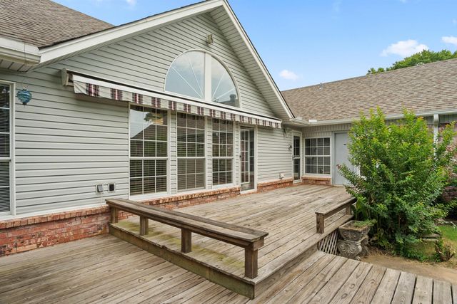 34 Fairway Dr, Cabot, AR 72023