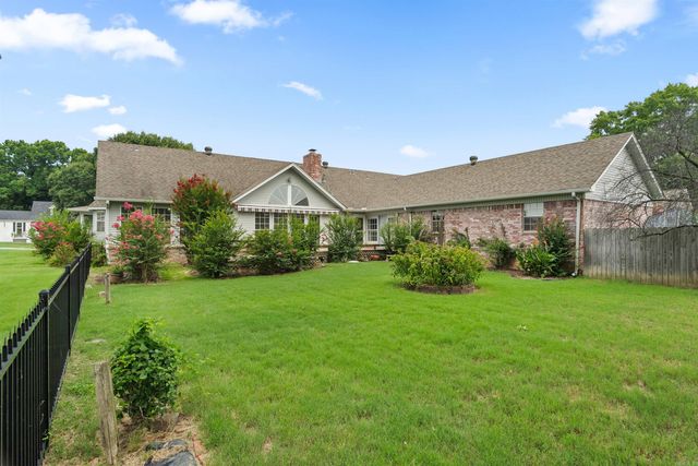 34 Fairway Dr, Cabot, AR 72023