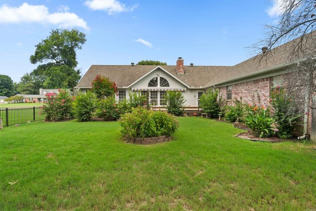 34 Fairway Dr, Cabot, AR 72023