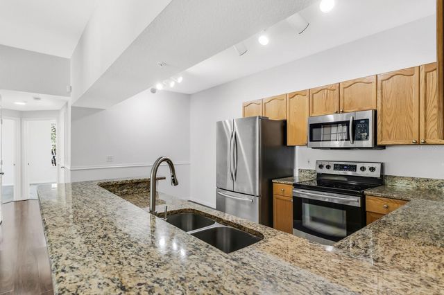 5125 PALM SPRINGS BOULEVARD 12205, Tampa, FL 33647