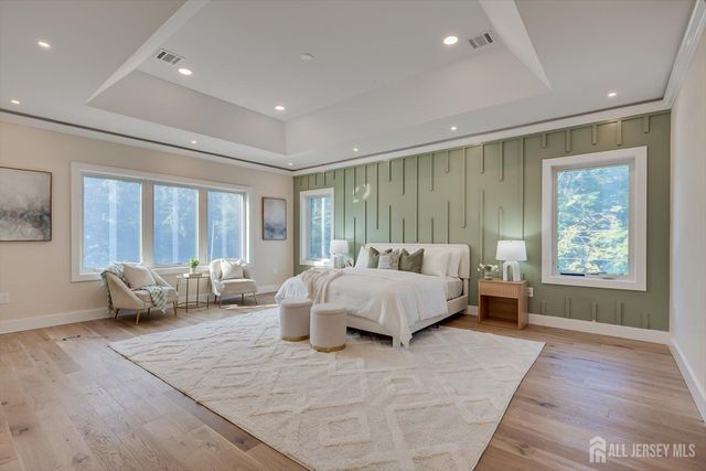 54 Nevsky Street, Edison, NJ 08820