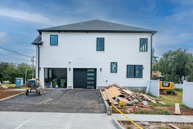 54 Nevsky Street, Edison, NJ 08820