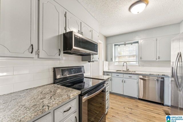 3013 NIXON ROAD, Bessemer, AL 35022