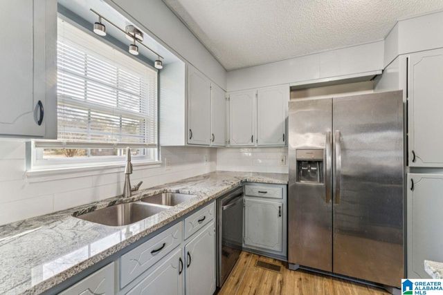 3013 NIXON ROAD, Bessemer, AL 35022