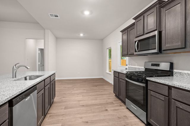 207 North Island Drive, Terrell, TX 75160