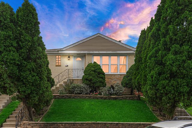 2632 N Merrimac Avenue, Chicago, IL 60639
