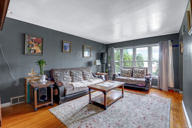 2632 N Merrimac Avenue, Chicago, IL 60639