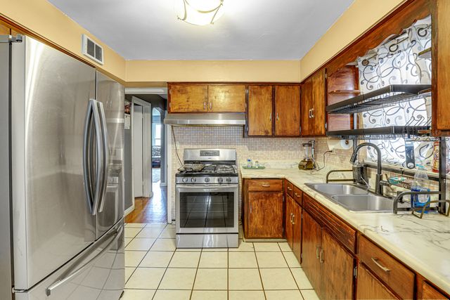 2632 N Merrimac Avenue, Chicago, IL 60639