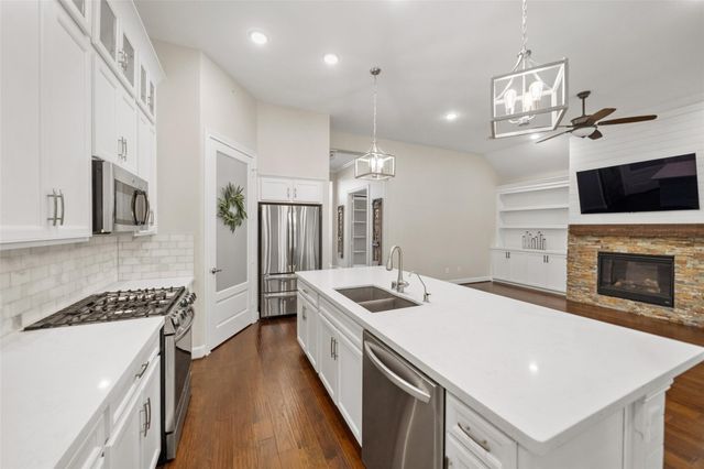 109 Gray Vervain Court, Montgomery, TX 77316