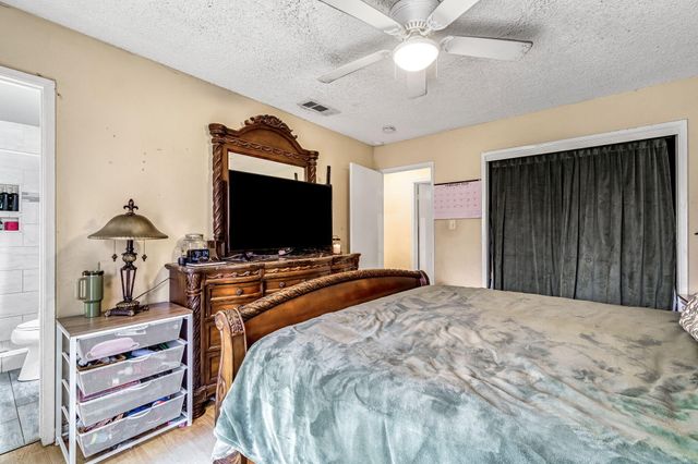 3849 N Stanford Avenue, Fresno, CA 93727