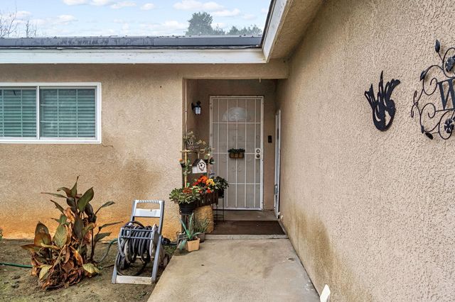 3849 N Stanford Avenue, Fresno, CA 93727