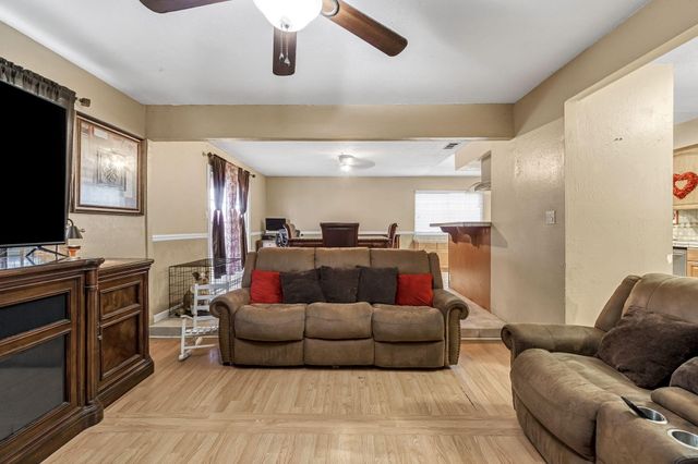 3849 N Stanford Avenue, Fresno, CA 93727