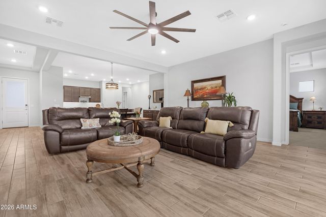 17164 W ROYAL PALM Road, Waddell, AZ 85355