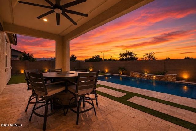 17164 W ROYAL PALM Road, Waddell, AZ 85355
