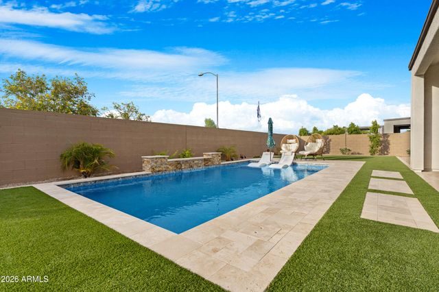 17164 W ROYAL PALM Road, Waddell, AZ 85355