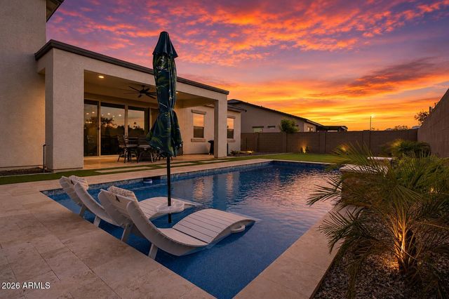 17164 W ROYAL PALM Road, Waddell, AZ 85355