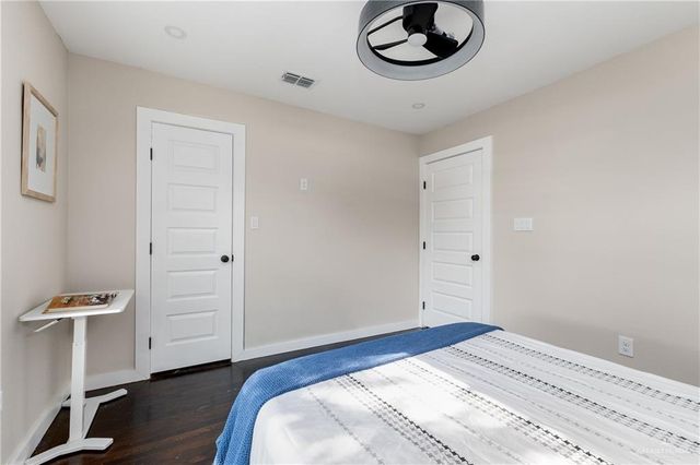 1700 N Main Street, Mcallen, TX 78501