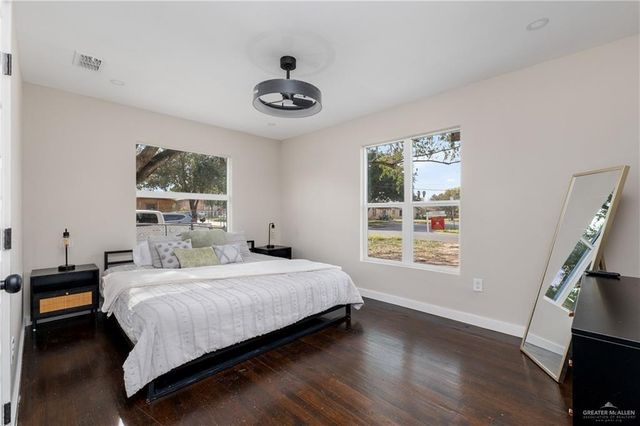 1700 N Main Street, Mcallen, TX 78501