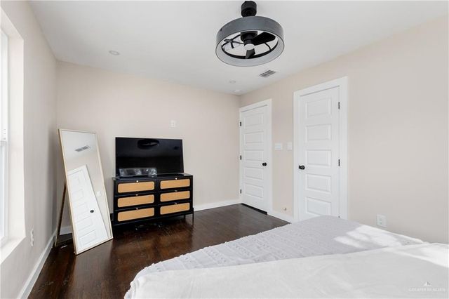 1700 N Main Street, Mcallen, TX 78501