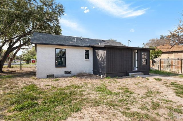 1700 N Main Street, Mcallen, TX 78501