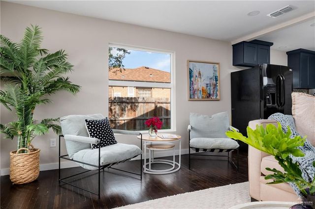 1700 N Main Street, Mcallen, TX 78501