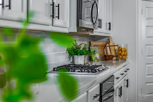 7018 Pondhawk Dr, Katy, TX 77493