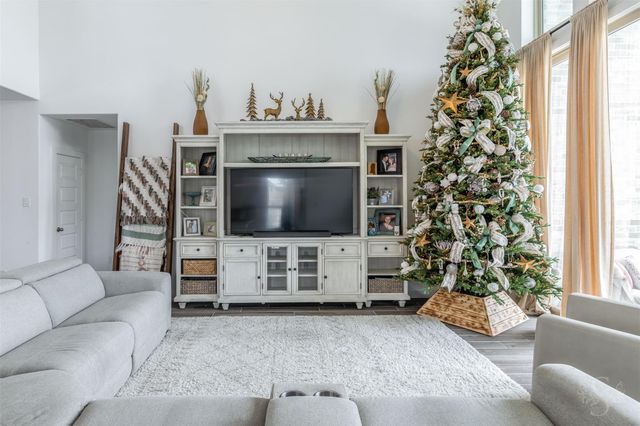 7018 Pondhawk Dr, Katy, TX 77493