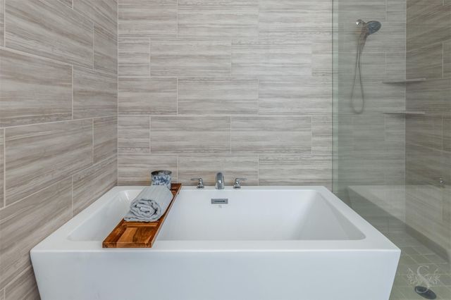 7018 Pondhawk Dr, Katy, TX 77493